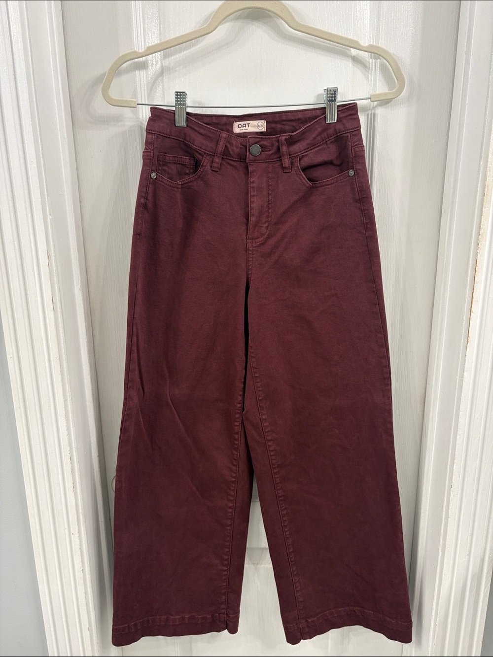 Wide Leg Jeans in Burgundy